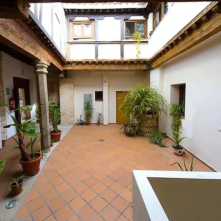 Apartamentos Del Casco Toledo Room photo
